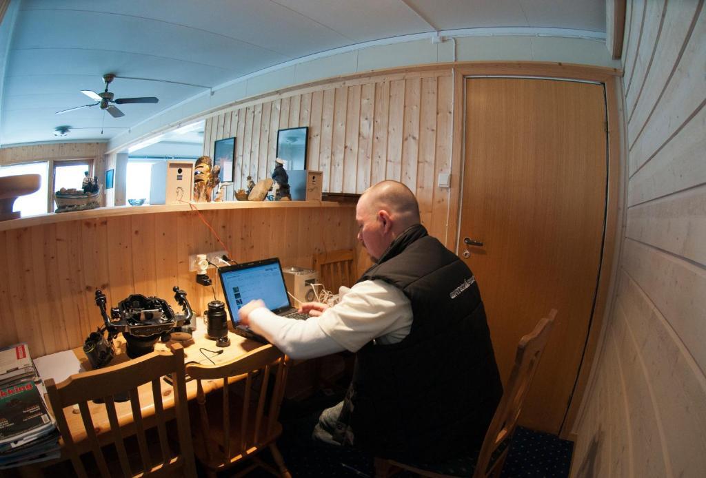Gulen Dive Resort Dalsøyra Dış mekan fotoğraf
